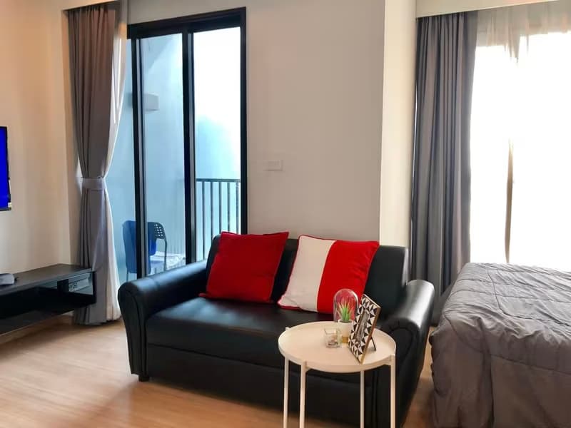 1 Bedroom Condo