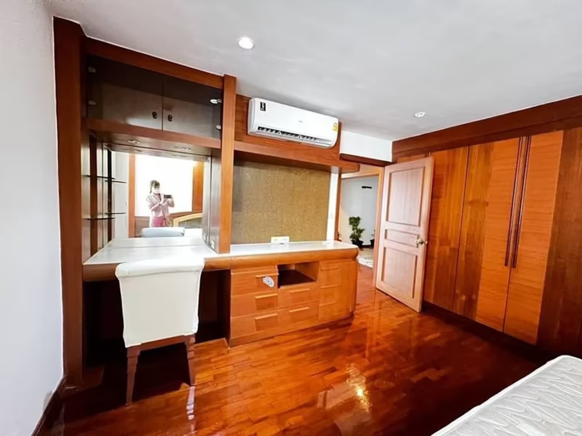  Condo for Rent at President Park Sukhumvit 24 - Image 6