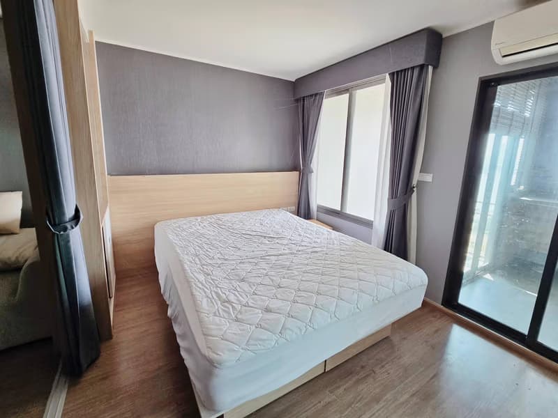 1 Bed Condo for Sale  Near Surasak BTS