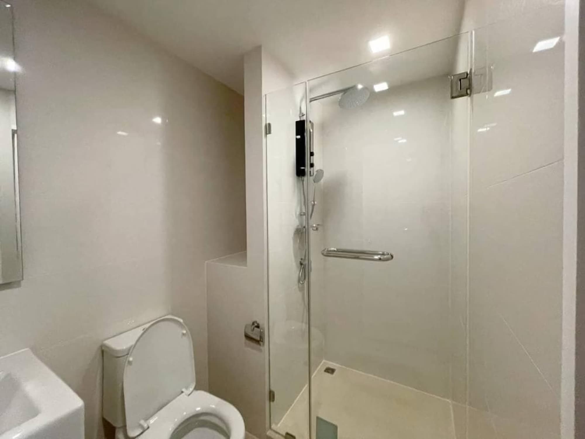 Condo for Rent at Metro Luxe Ratchada - Image 5