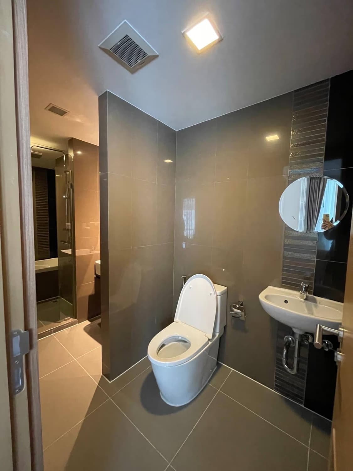 2 Bed Condo for Sale in Watthana - Image 11