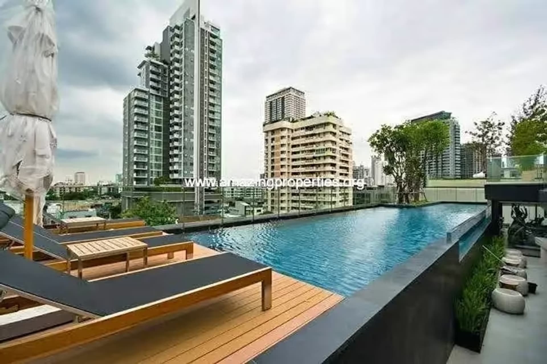 1 Bedroom Condo - Image 2