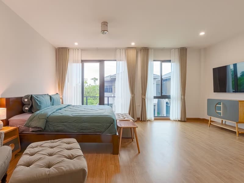 4 Bed House for Rent in Prawet