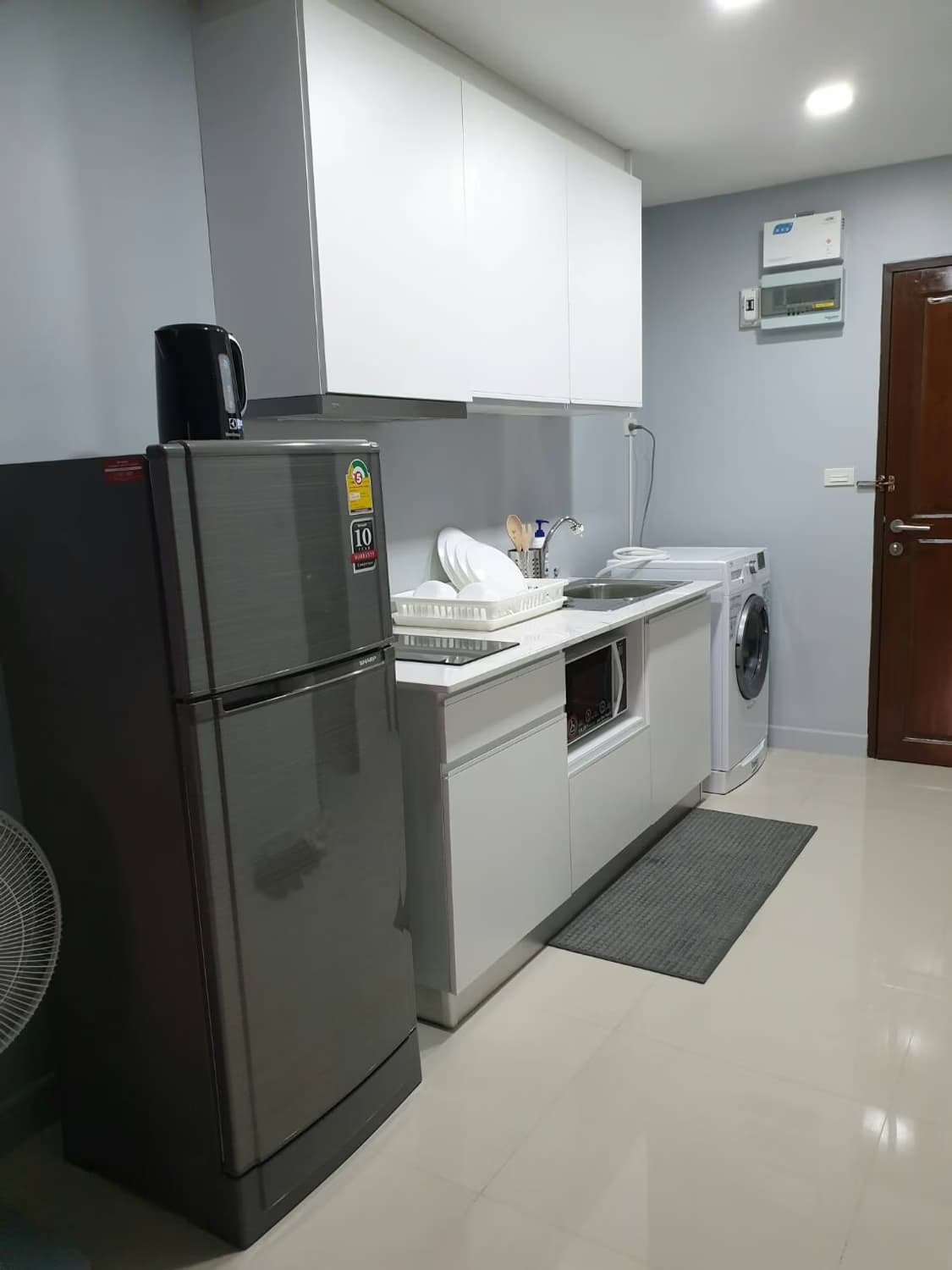 - Image 3