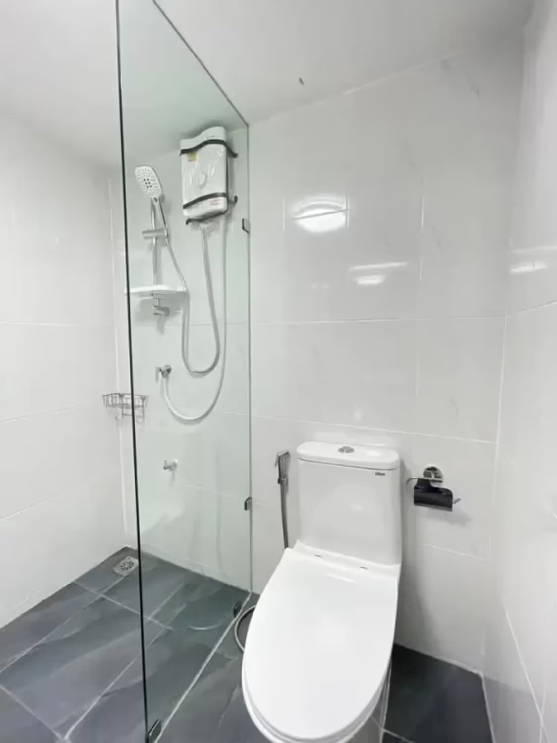 1 Bedroom Condo - Image 4