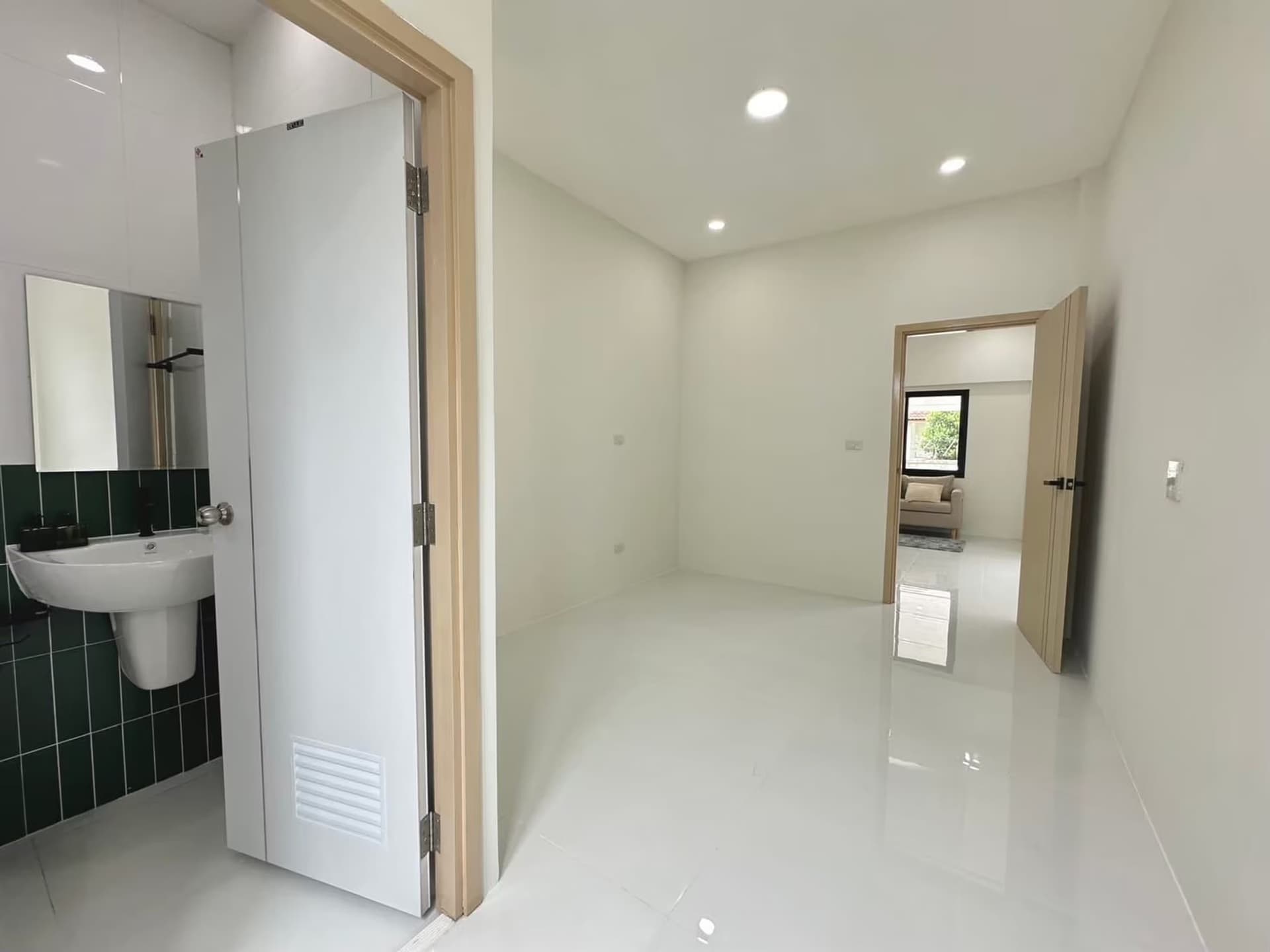 3 ห้องนอน บ้าน สำหรับ ขาย ใน San Sai District - Image 6
