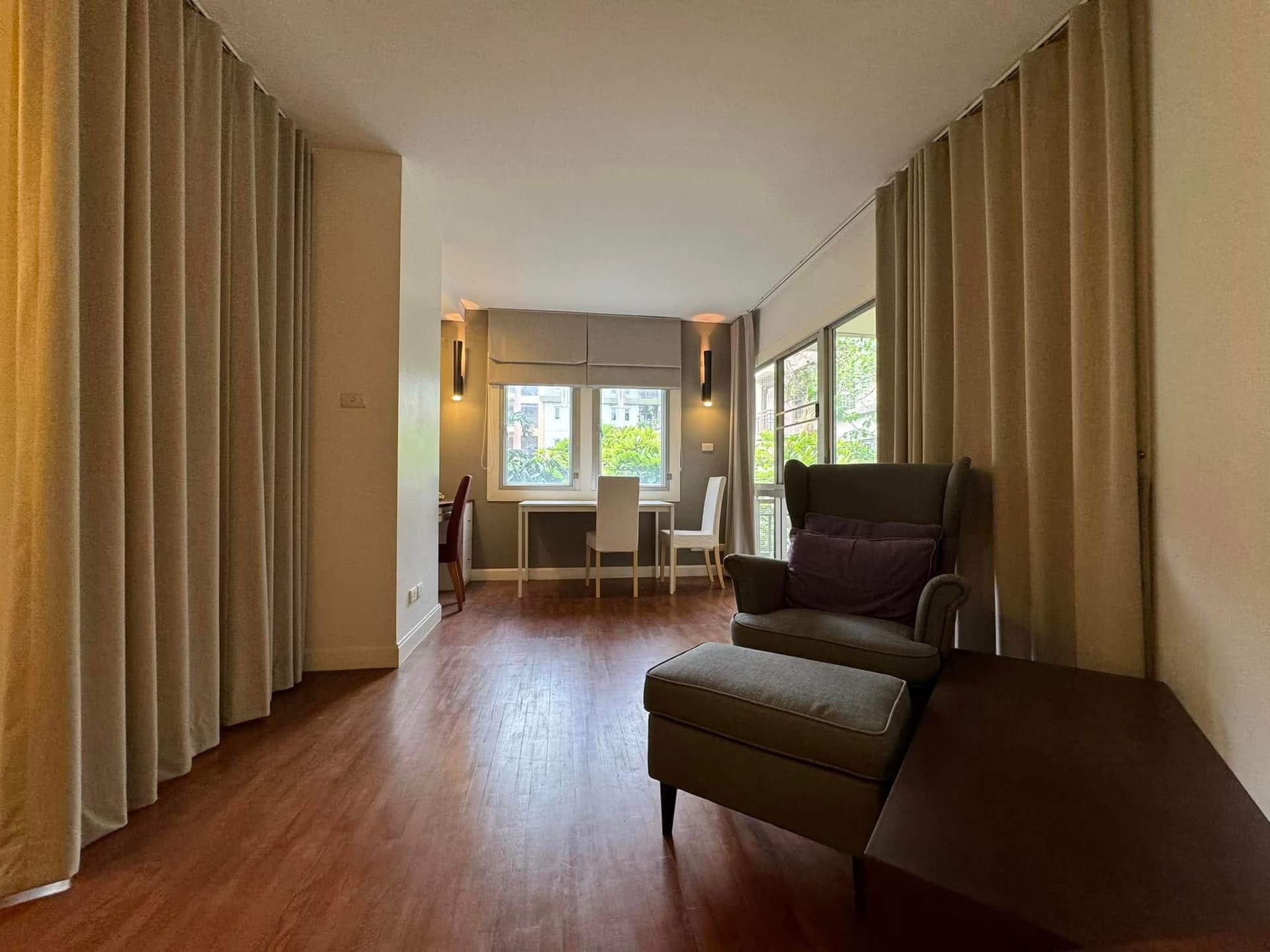 2 Bed Condo for Sale in Dusit - Image 3