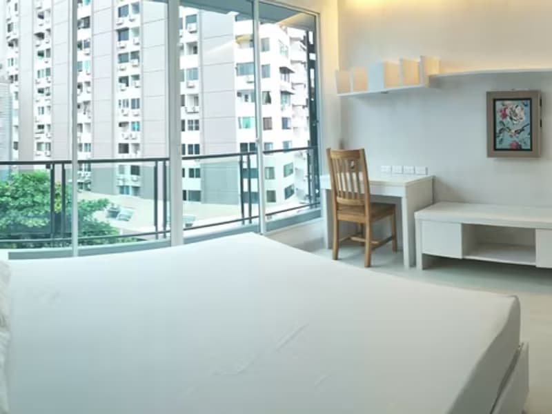 1 Bedroom Condo