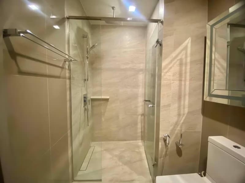 1 Bedroom Condo For Rent in On Nut 