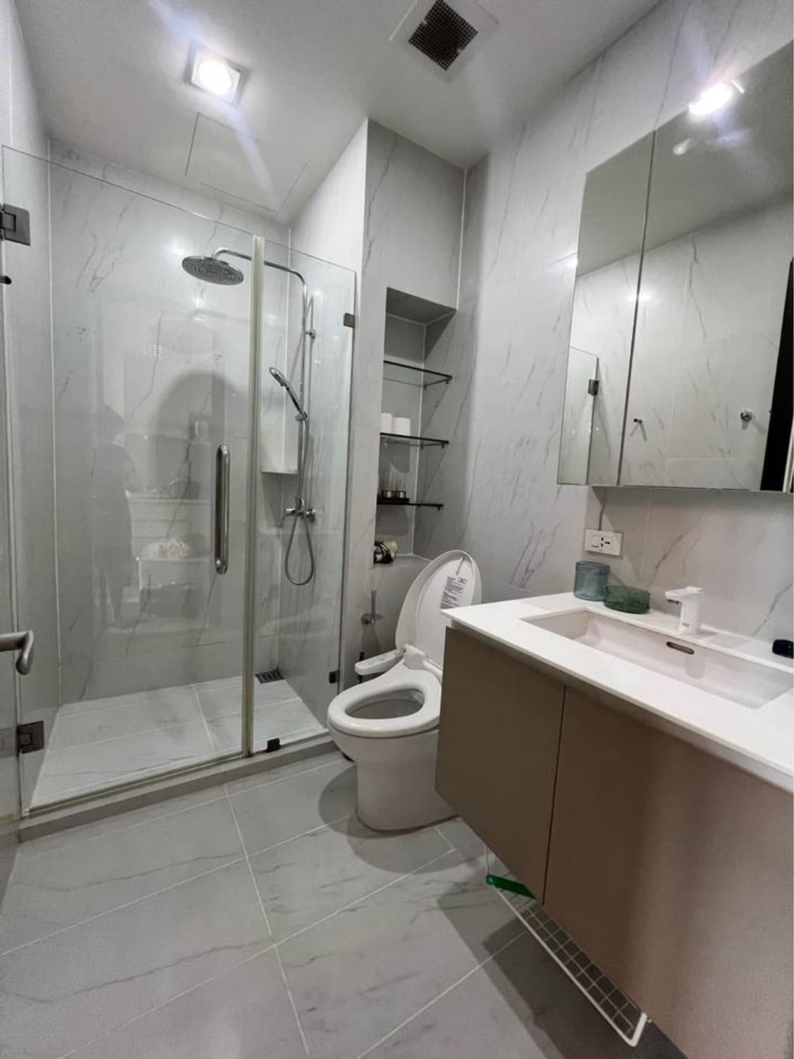 1 Bed Condo for Rent in Ratchathewi - Image 5