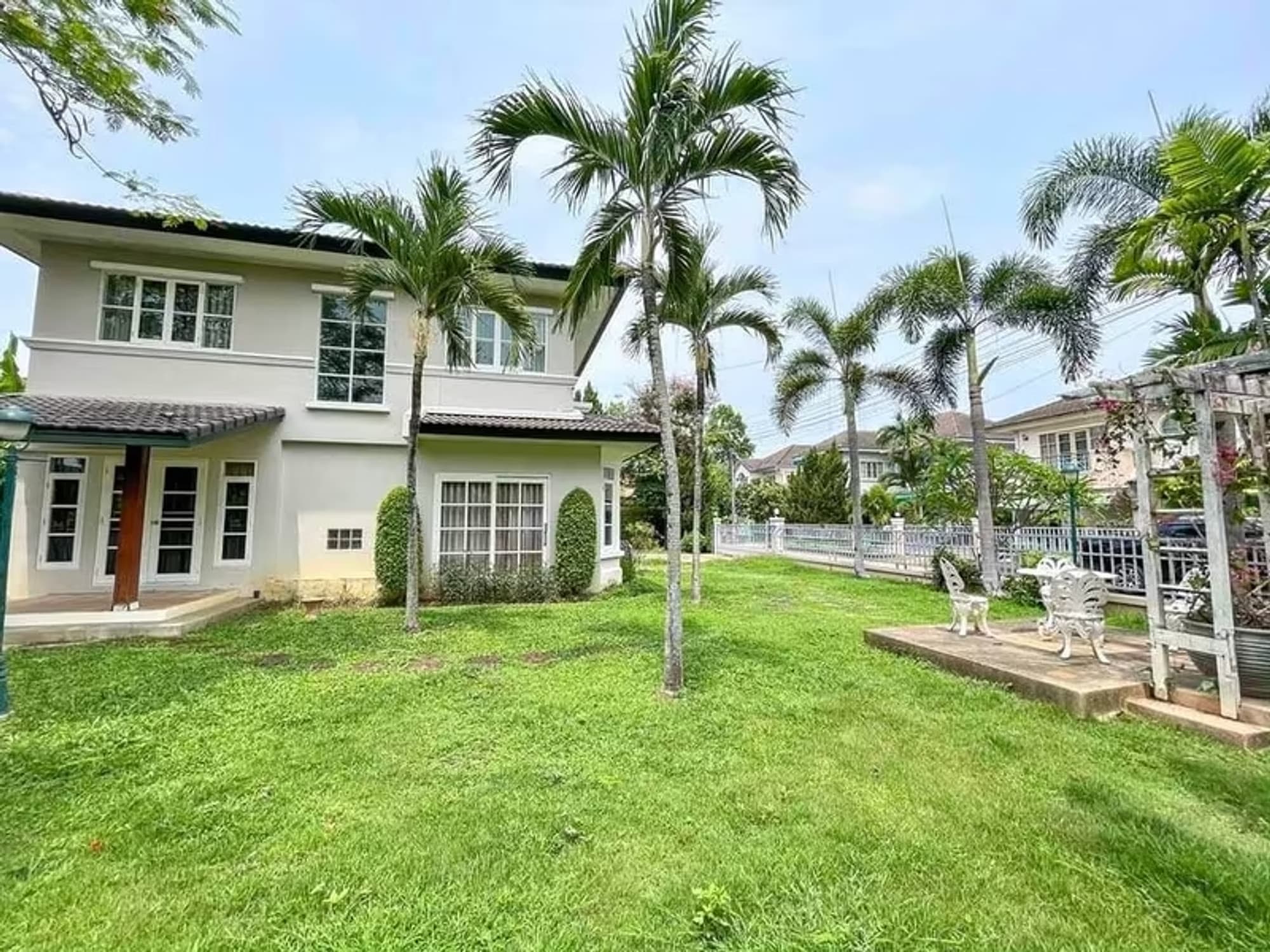 3 Bedroom House - Image 13