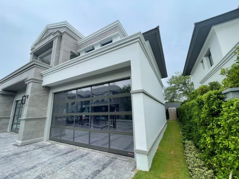 5 Bed House for Sale in Mueang Samut Prakan
