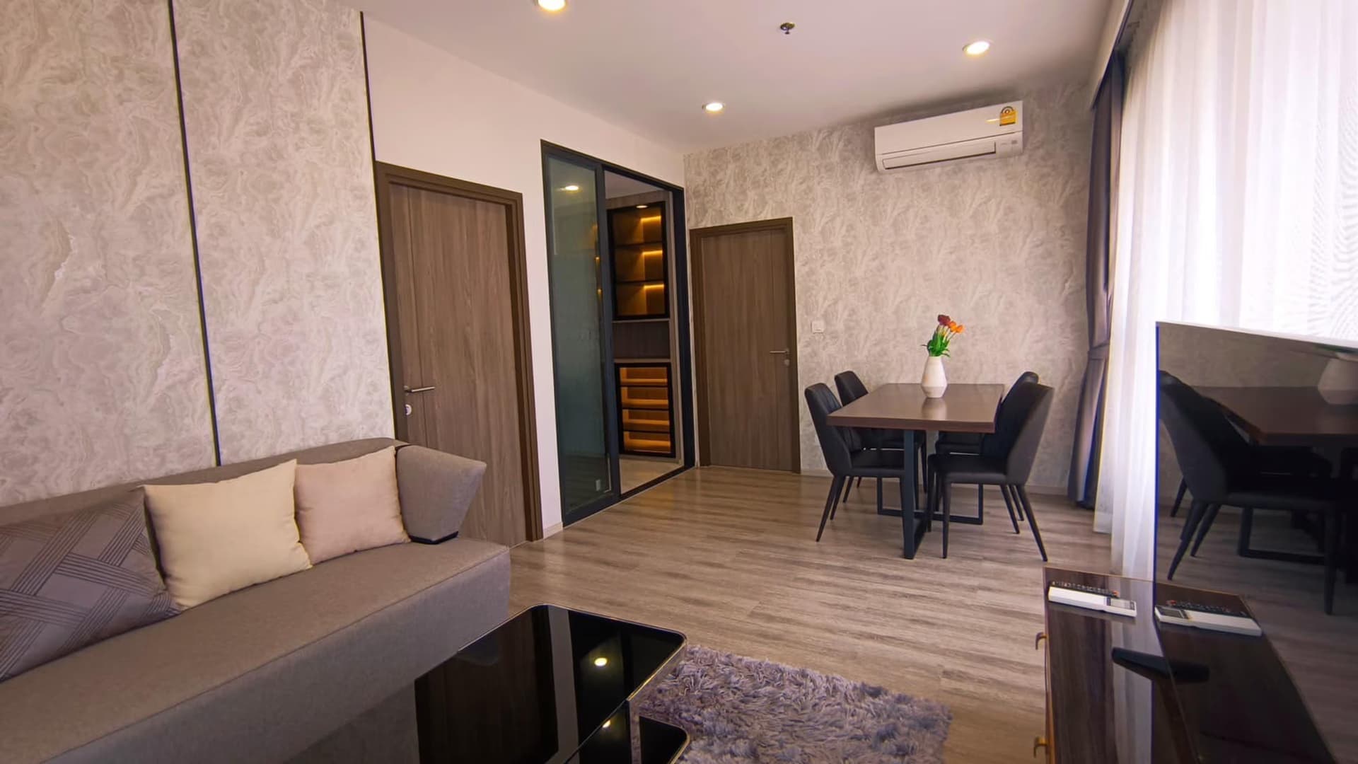Condo for Rent at Ideo Mobi Asoke - Image 7