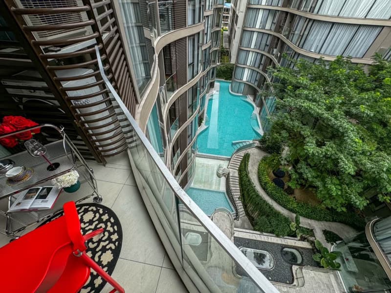 2 Bed Condo for Rent in Khlong Toei