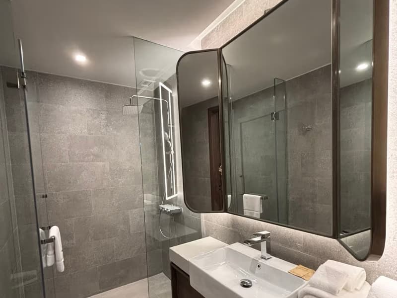 3 Bed Condo for Rent in Watthana