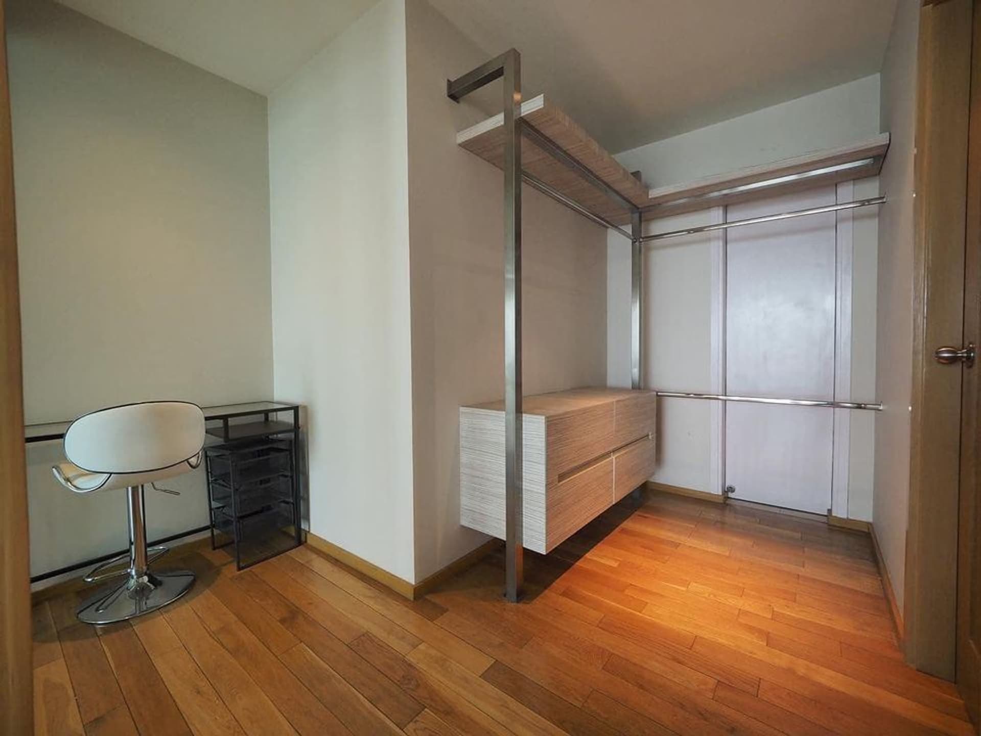 1 Bedroom Condo - Image 7
