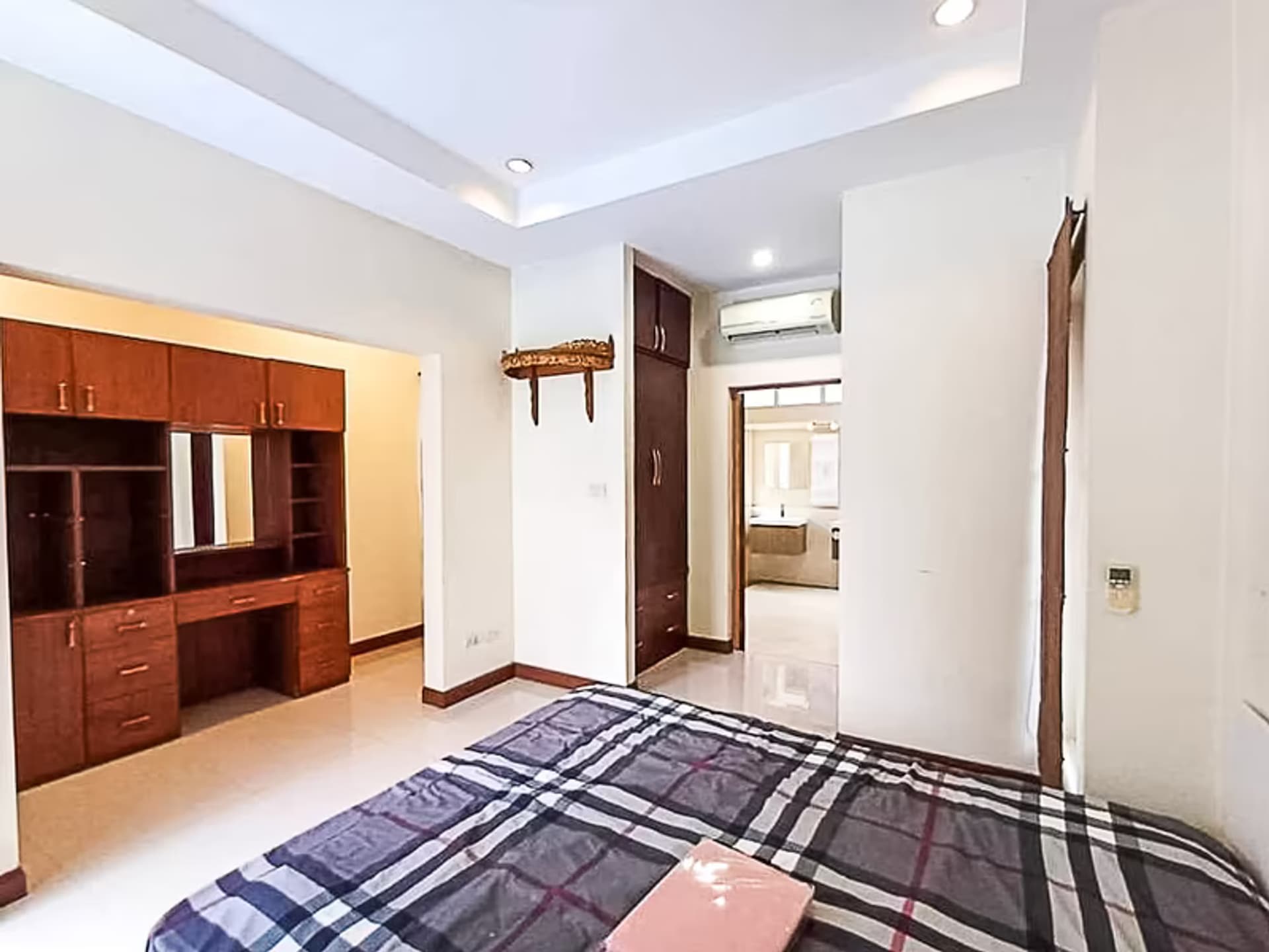 Pool Villa for Sale/Rent in Nong Chom, San Sai - Image 7