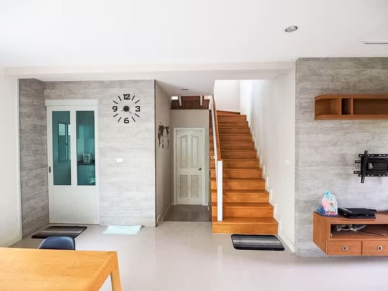 3 Bedroom House fot rent at Passorn Prestige Pattanakarn