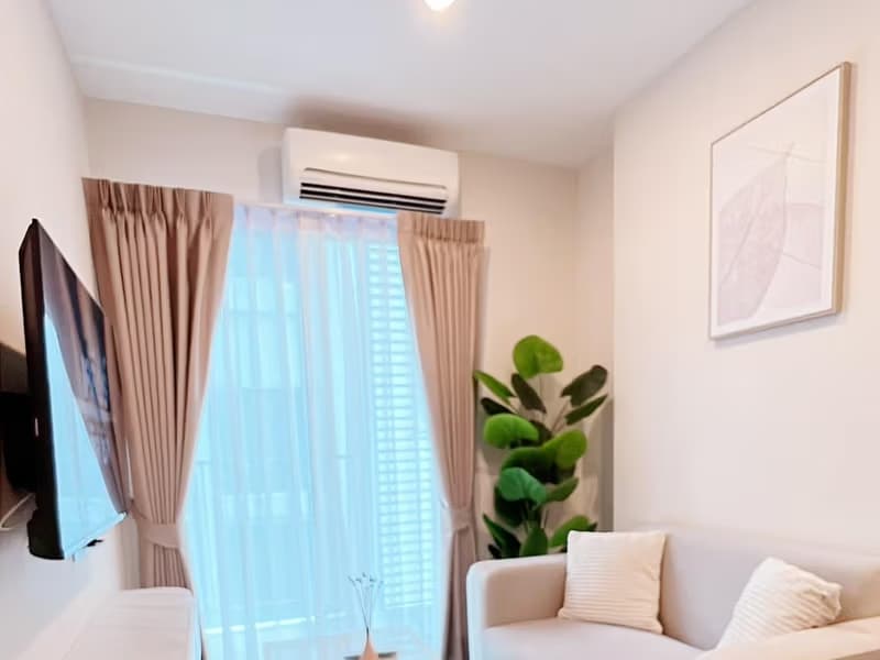 1 Bedroom Condo