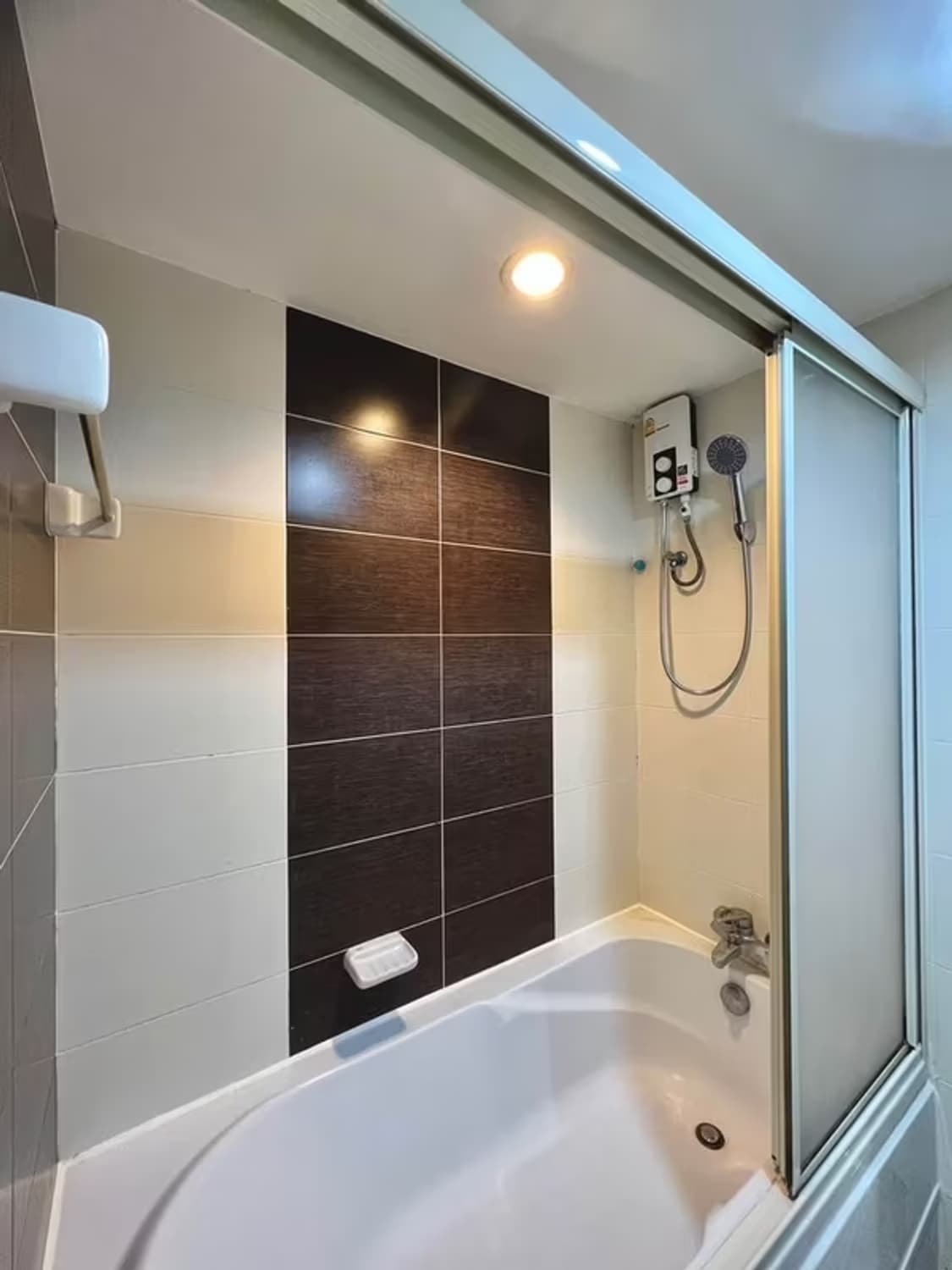 Condo for Rent at Grand Park View Asok - Image 5