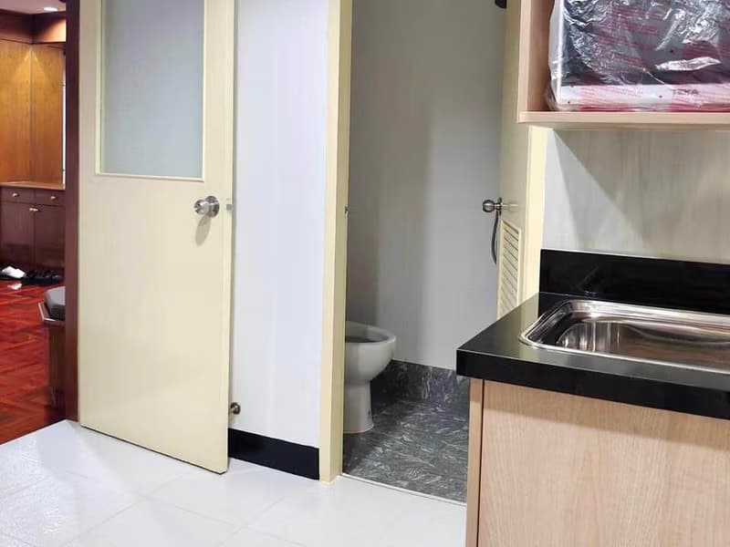 Condo for Rent at Flora Ville