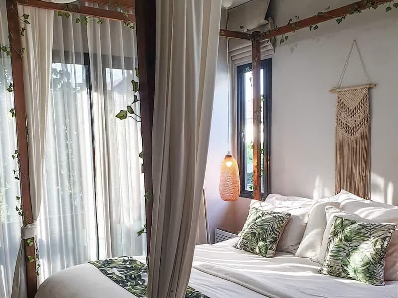 4 Bed House for Sale in Bang Phli