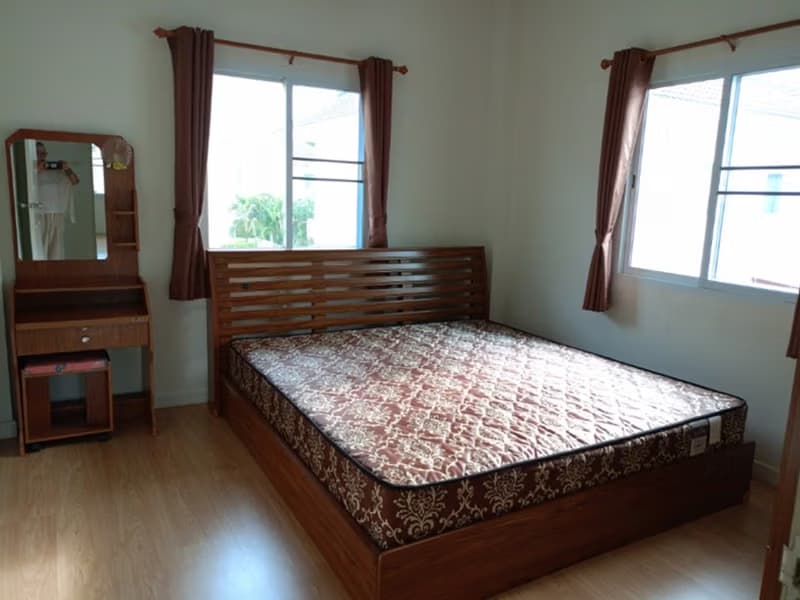3 Bed House for Rent in Saraphi