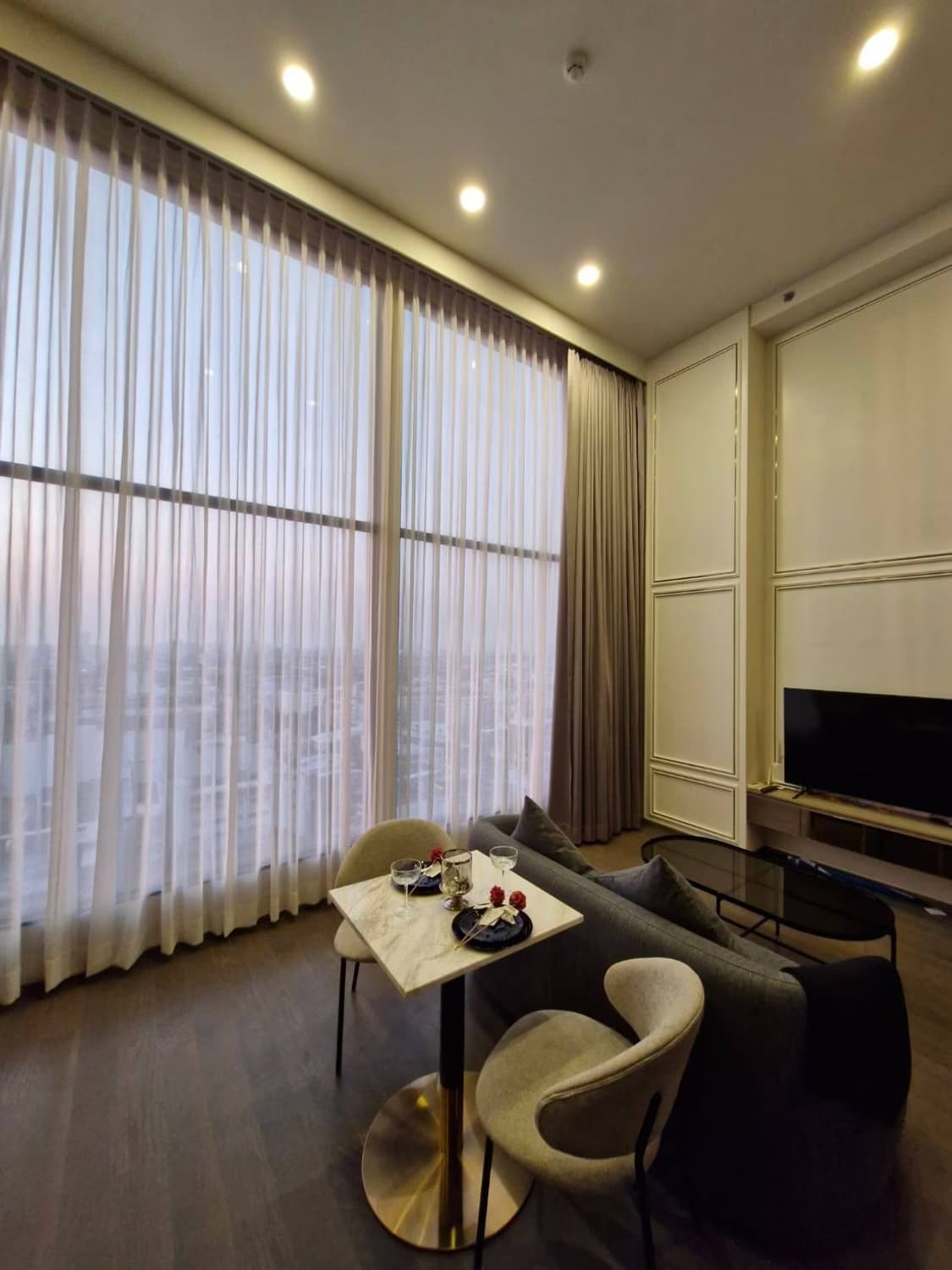 2 ห้องนอน คอนโด สำหรับ ขาย ใน Ratchathewi - Image 2