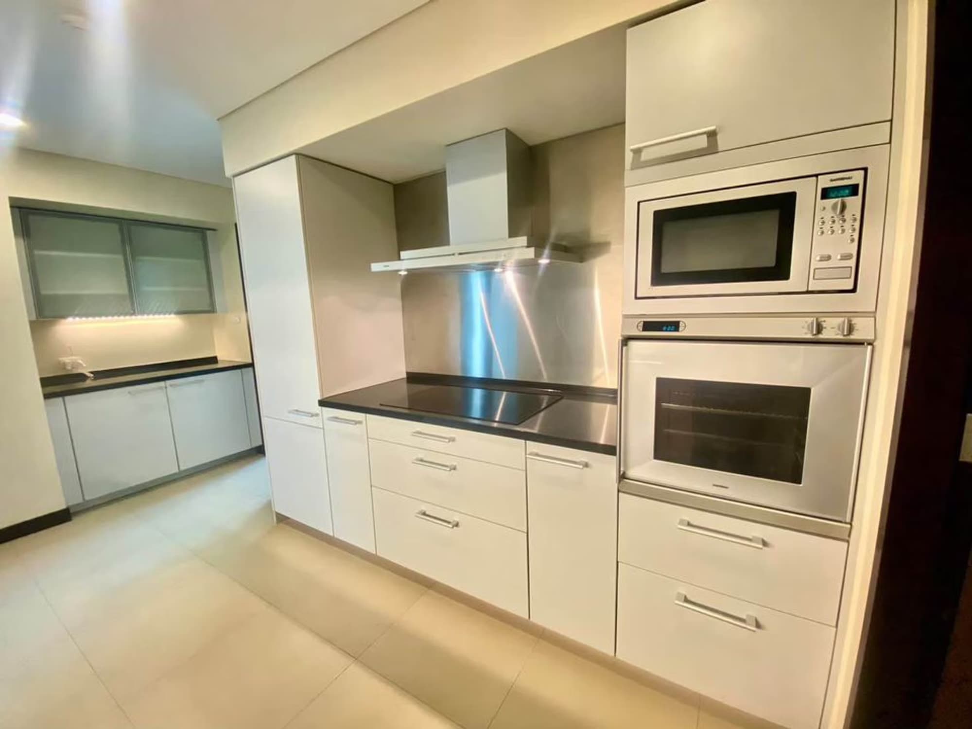 Condo for Rent at The Park Chidlom - Image 16