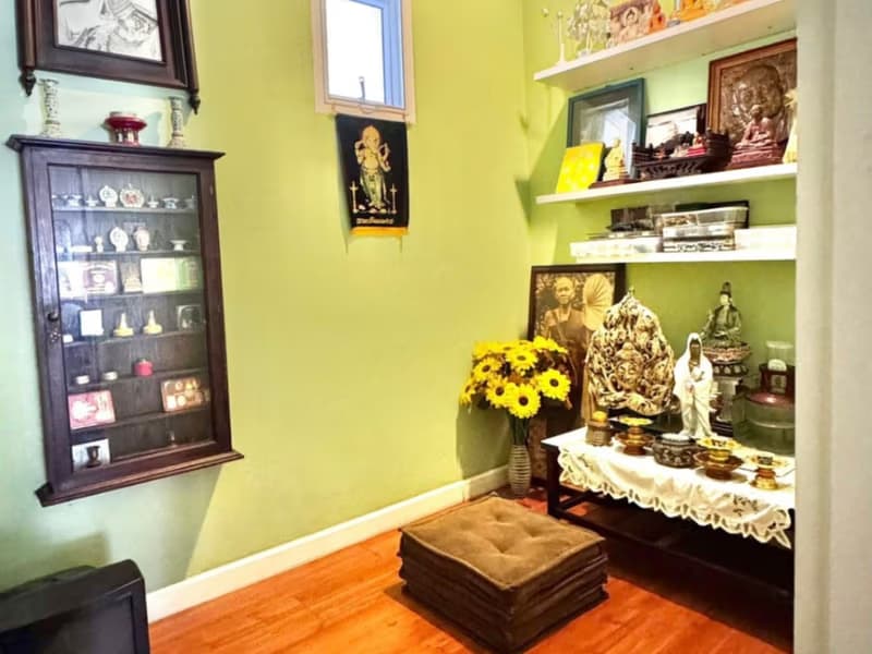4 Bed House for Sale in Saraphi