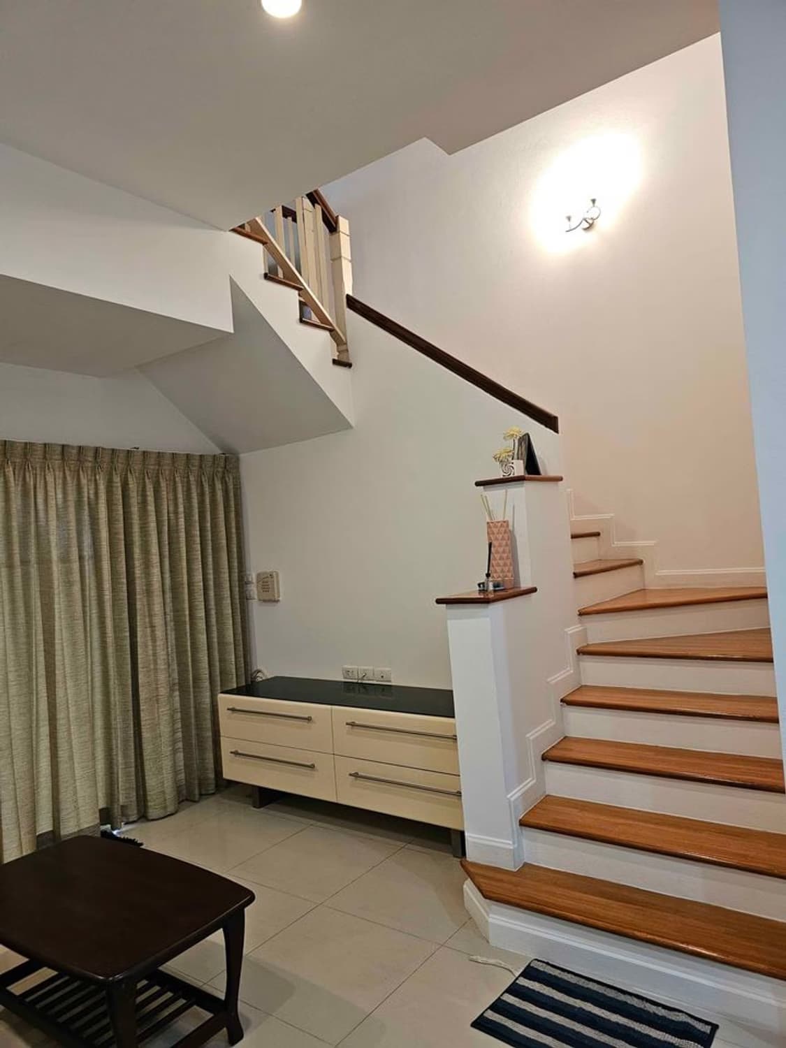 Townhouse for Rent at The Metro Rama 9 - Image 18