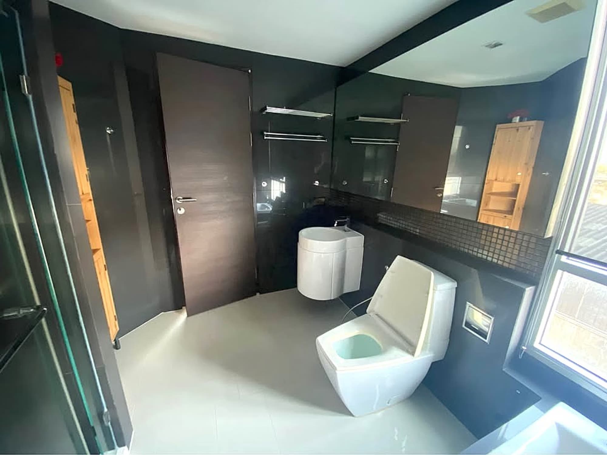 1 卧室 公寓 用于 出售 在 Sathon - Image 4