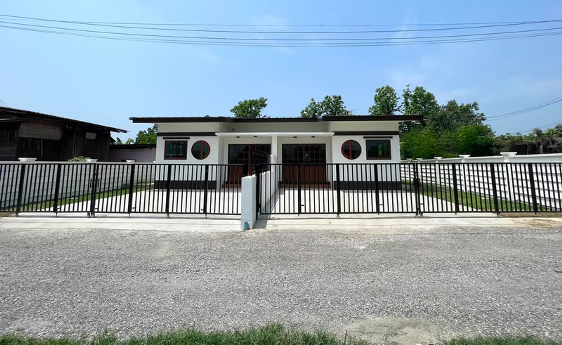 3 Bedroom House - Image 3