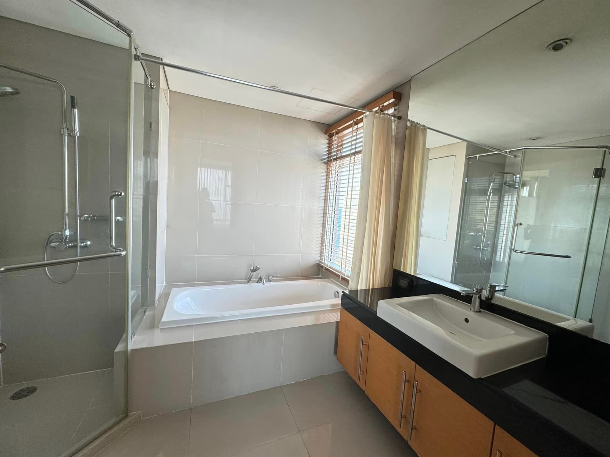 3 Bed Condo for Sale  Near Thong Lo BTS - Image 9