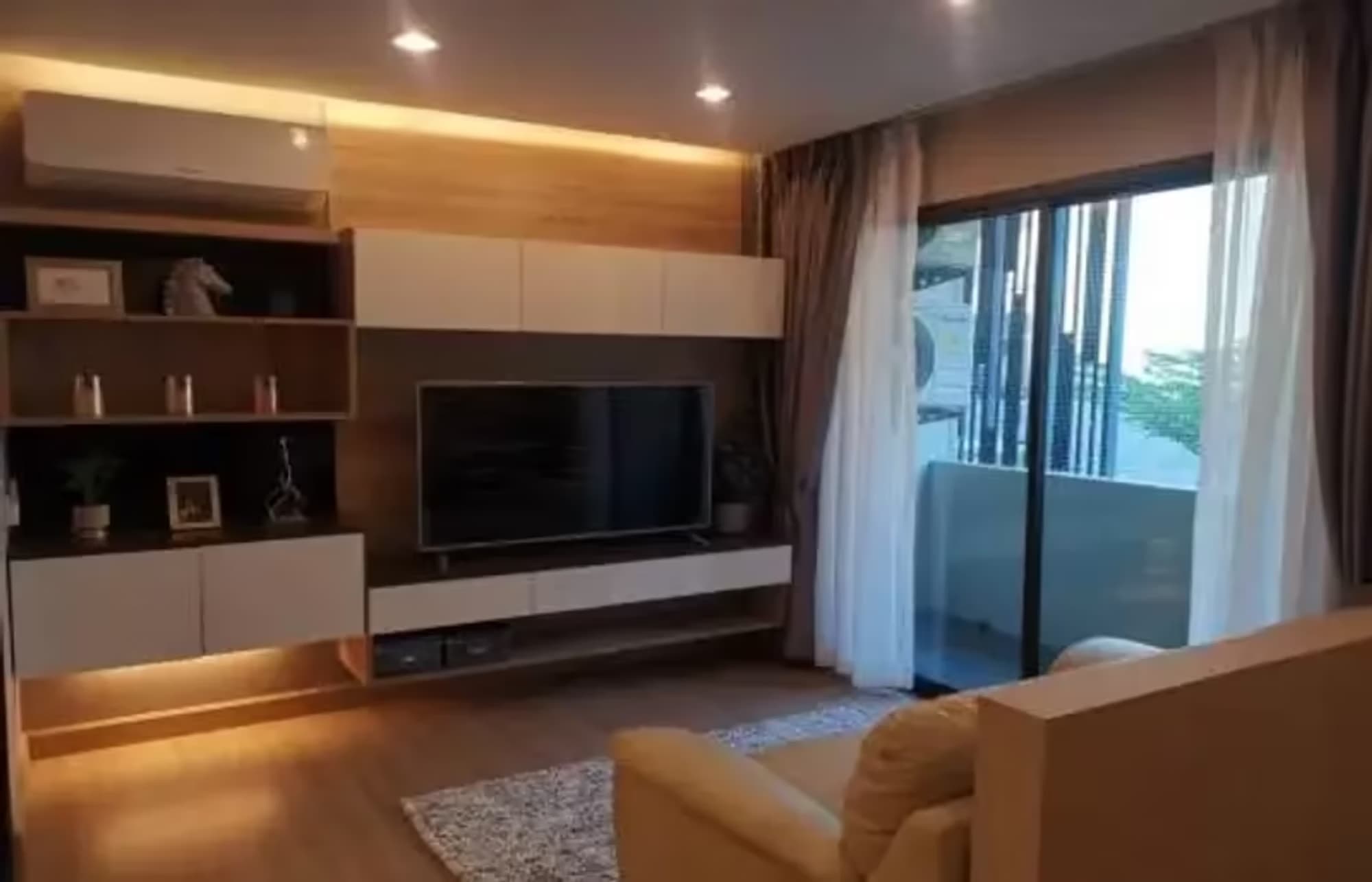 1 Bedroom Condo - Image 2