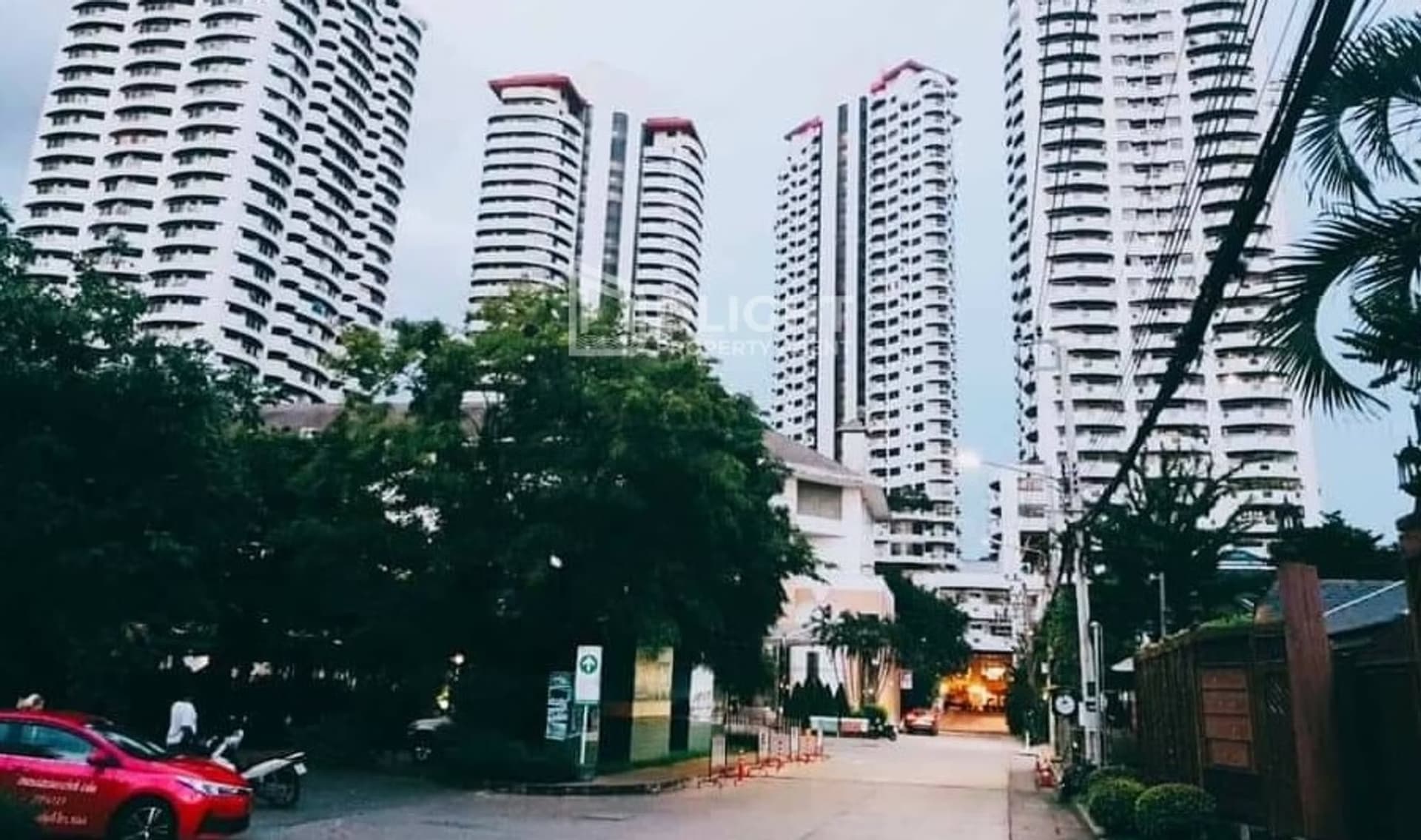 3 Bed Condo for Sale in Suan Luang - Image 8