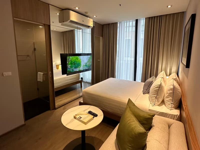 Condo for Rent at Park 24 (Park Origin Phrom Phong)