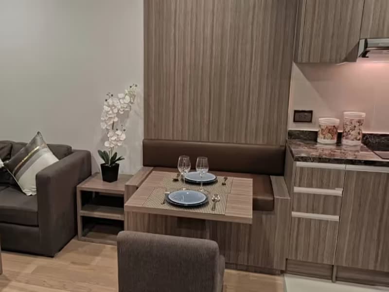 1 Bedroom Condo