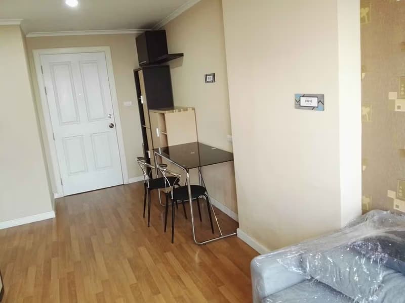 Condo for Sale at Lumpini Place Rama 4 - Kluai Nam Thai