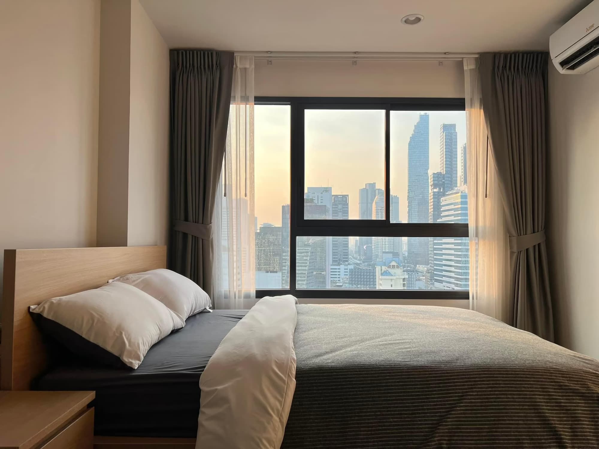1 Bed Condo for Rent in Bang Rak - Image 9