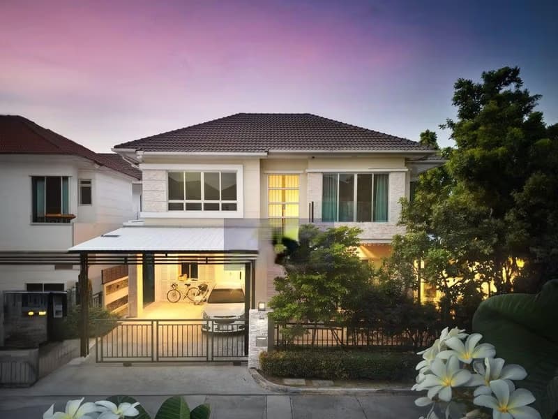 House for Rent, Sale w/Tenant at Grand Bangkok Boulevard Rama 9 - Srinakarin