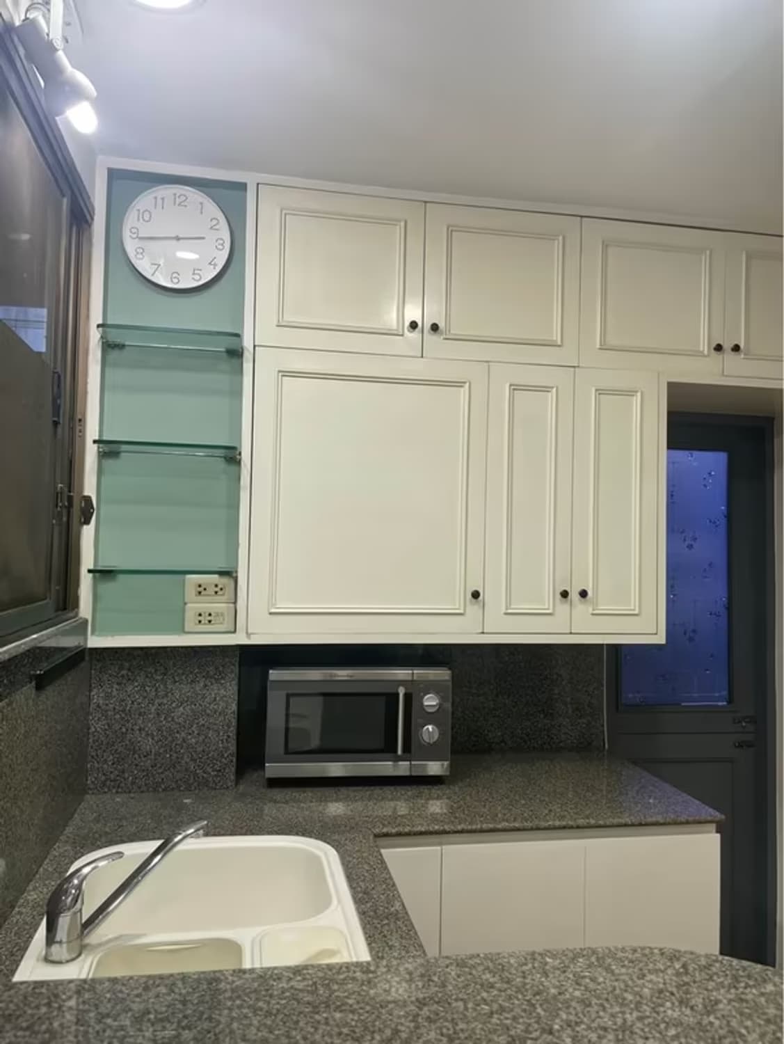 Condo for Rent, Sale at The Edge Sukhumvit 23 - Image 2