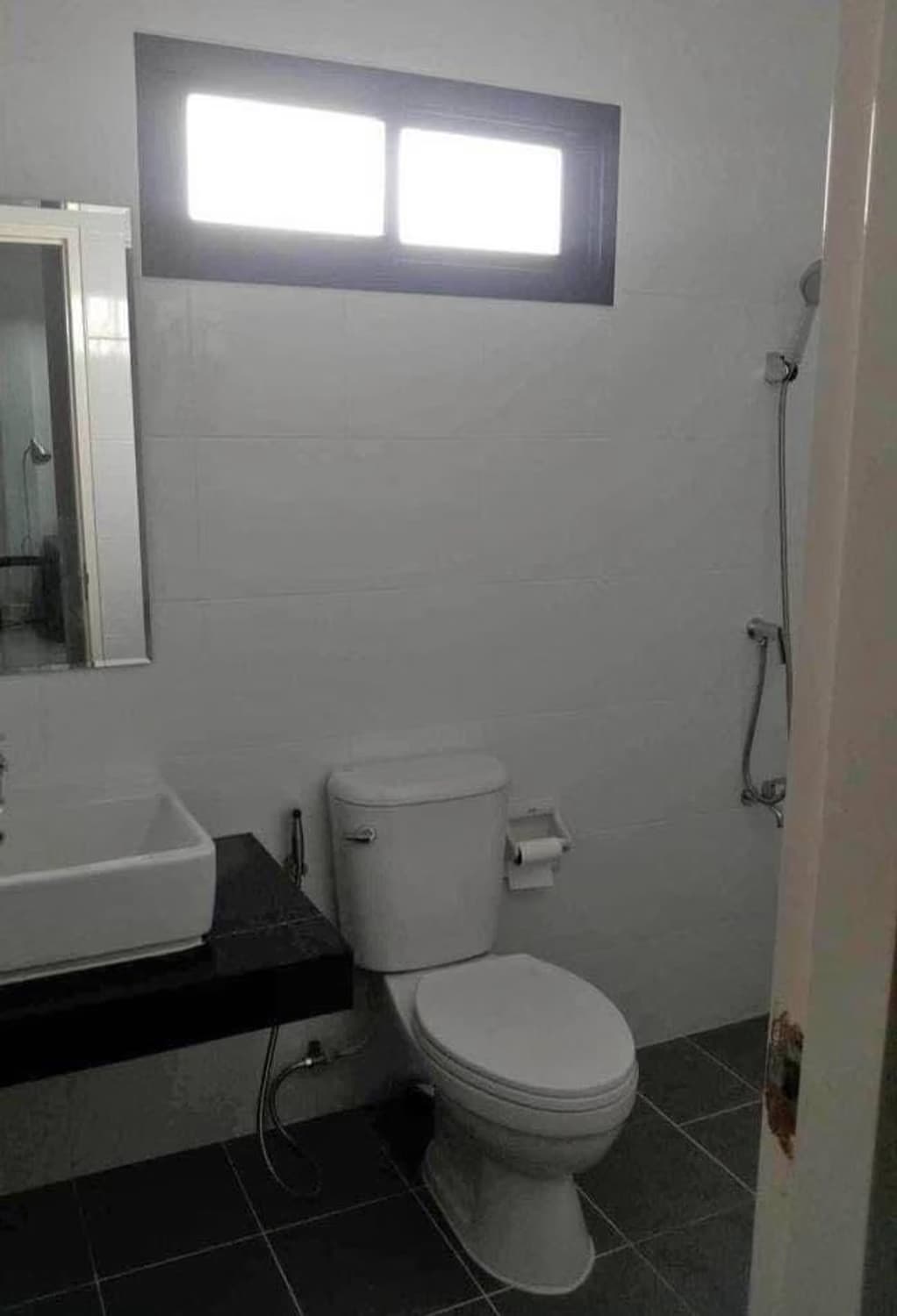 3 Bed House for Rent in San Kamphaeng - Image 6