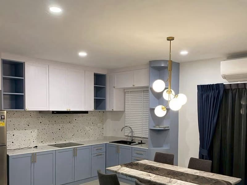 3 Bed Townhouse for Rent in Bang Phli
