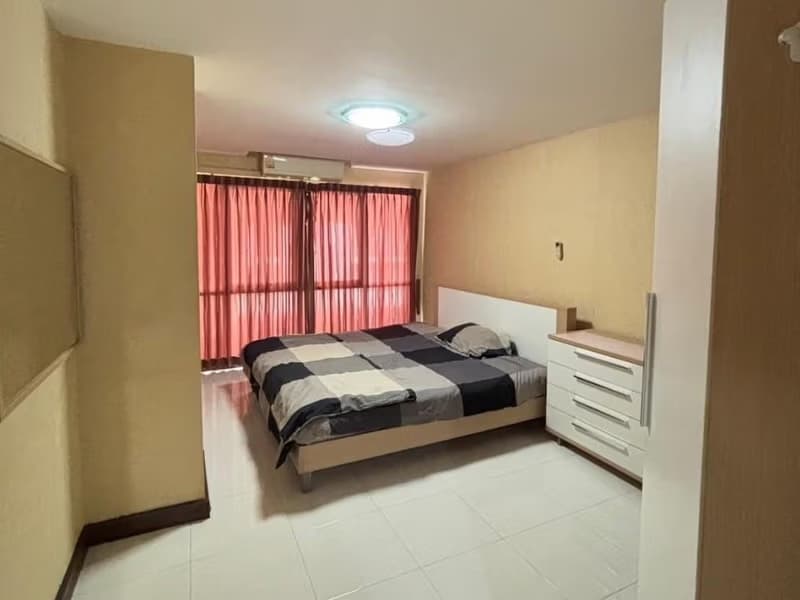 1 Bed Condo for Rent in Watthana