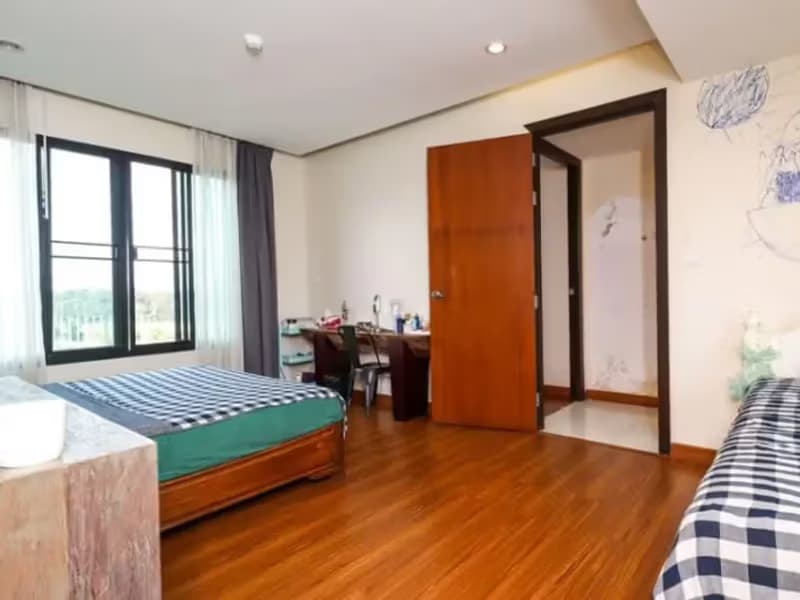 Condo for Sale at The Resort