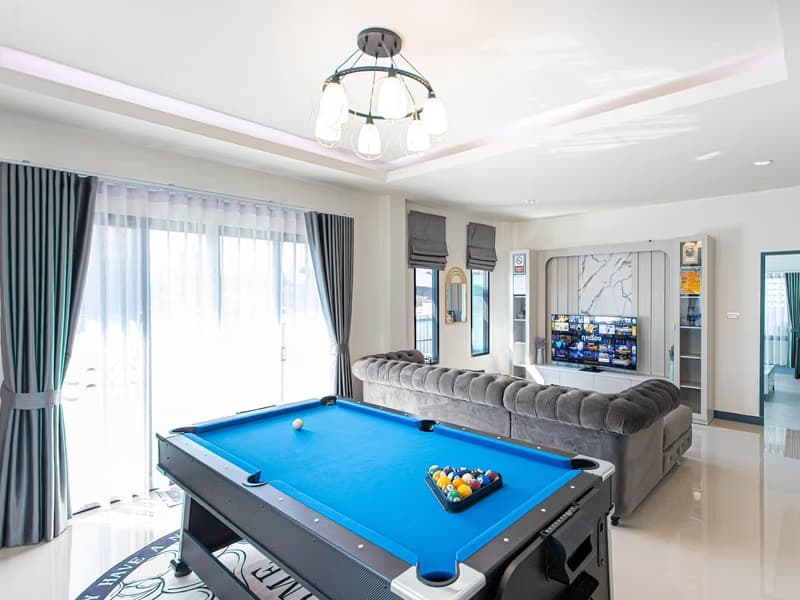 4 Bed House for Rent and Sale in San Sai District