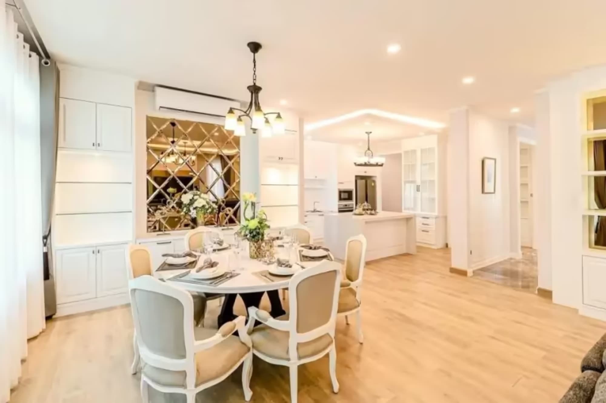 4 Bedroom House - Image 16