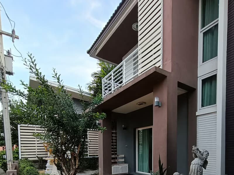 3 Bed House for Rent in Saraphi District