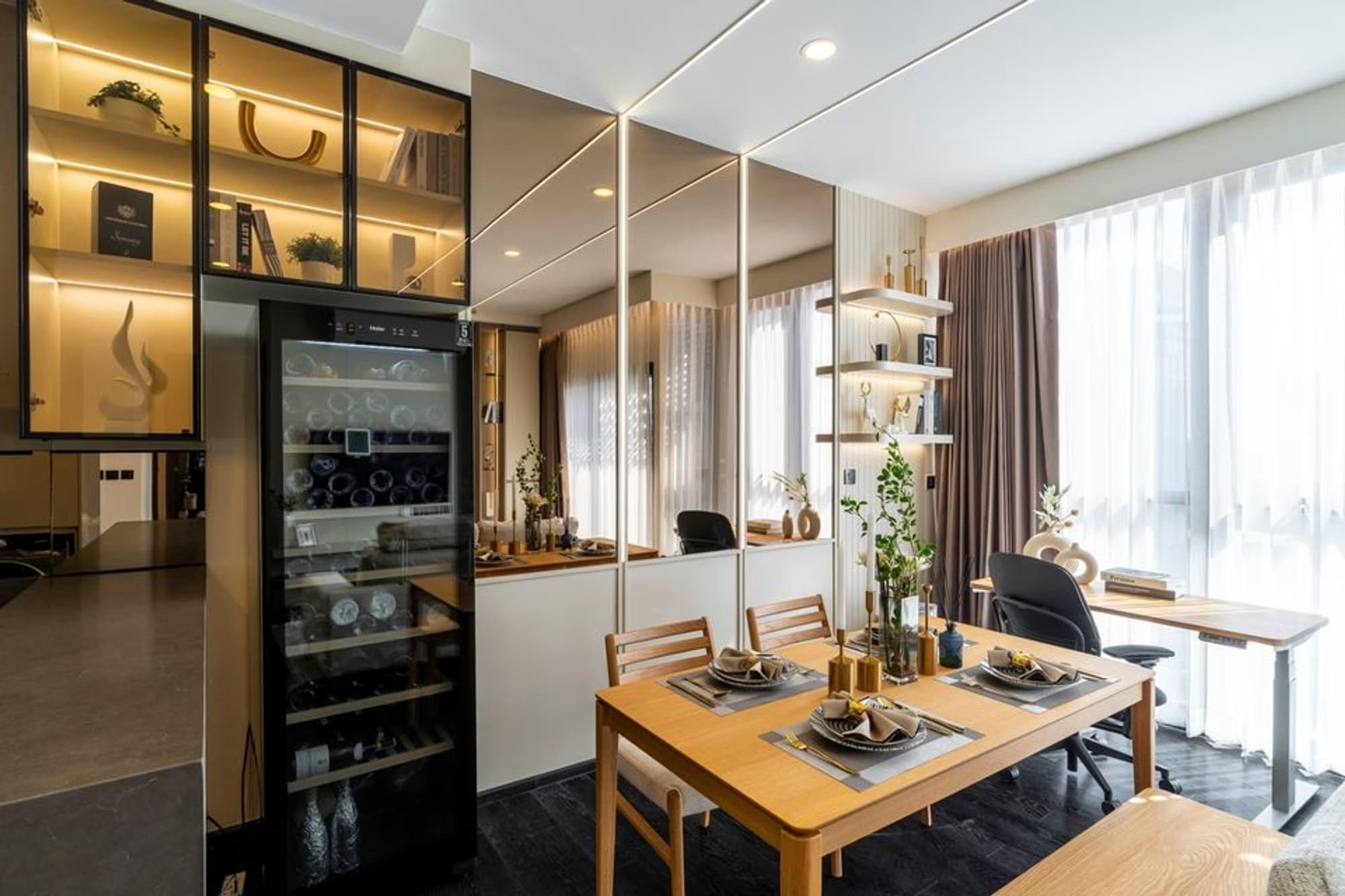 Condo for Sale, Rented, Sale w/Tenant at Park​ Origin​ Thonglor - Image 4